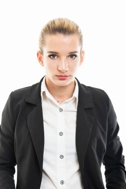Beyaz arka planda izole edilmiş ceket giyen güzel bayan müdür yardımcısının portresi.