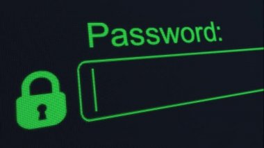 Zayıf parola Qwerty. Hesap hackleme. Şifreyi girin. Makro, birinin şifre girdiği bir bilgisayar görüntüsünü kapat. Hesap Erişimi. İnternet güvenliği.