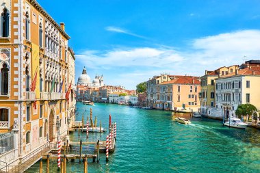 Venedik - Büyük Kanal ve Bazilika Santa Maria della Selam