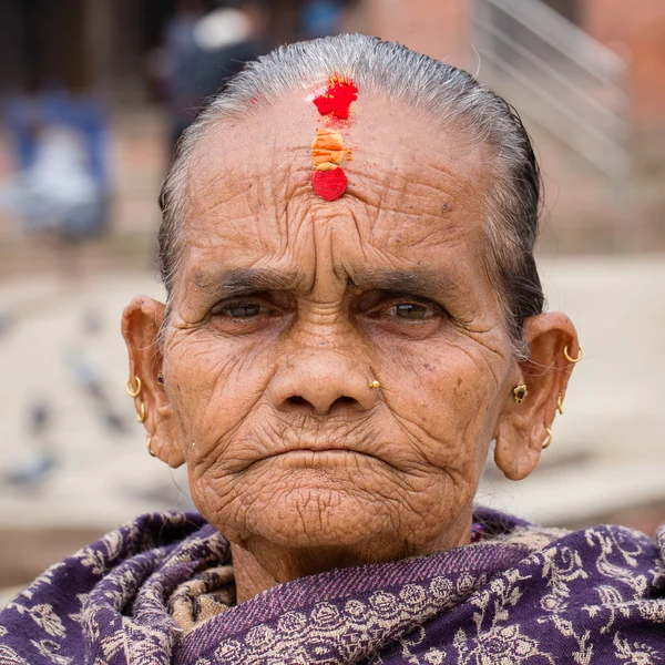 Portrait old women in traditional dress in street Kathmandu, Nepal — Stock Photo, Image