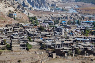 Geleneksel taş köy Manang kurmak. Dağlar içinde belgili tanımlık geçmiş. Annapurna alan, Himalaya, Nepal