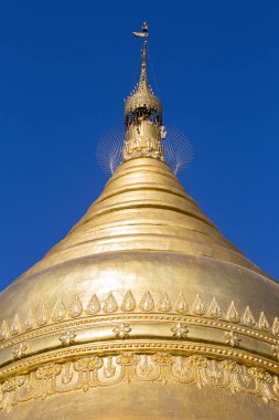Shwedagon pagoda in Yangon, Myanmar.