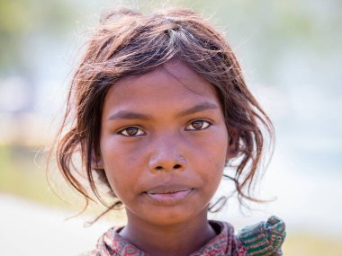 Himalaya Köyü, Nepal sokakta portre Nepalce çocuk