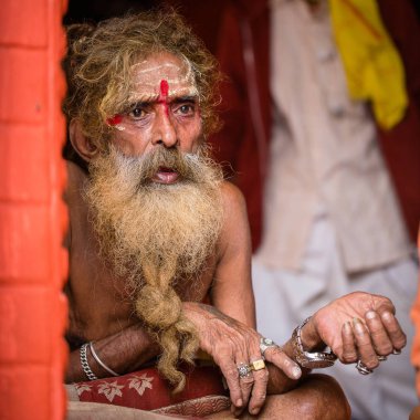 Shaiva sadhu, Pashupatinath Tapınağı, Katmandu kutsal adam portresi. Nepal