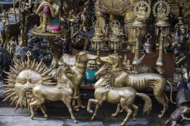 Metal Hediyelik eşya pazarı Katmandu, Nepal