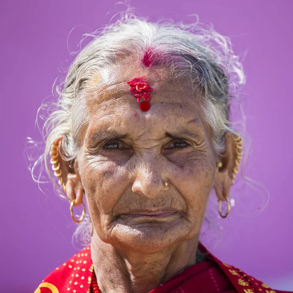 Portrait old women in traditional dress in street Kathmandu, Nepal — Stock Photo, Image