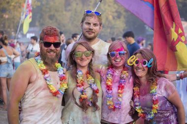 Bilinmeyen kızlar ve erkekler için olan bir katılımcı kültür ve Müzik Festivali Sziget Budapeşte, Macaristan