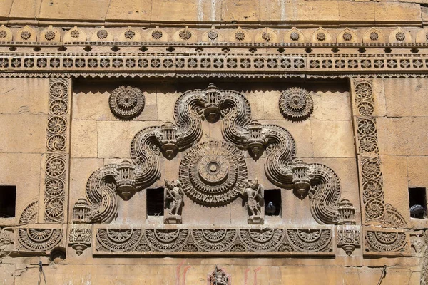 Indisches Ornament an der Palastwand in Jaisalmer Fort, Indien. — Stockfoto