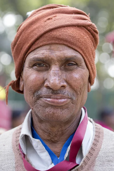 Portrait indian poor man. New Delhi, India — Stock Photo, Image