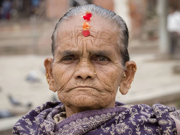 Portrait old women in traditional dress in street Kathmandu, Nepal — Stock Photo, Image