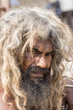 Shaiva sadhu, Varanasi, Hindistan'da kutsal adam portresi