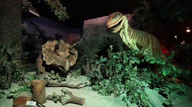 Siam Park City eğlence ve su parkı Bangkok, Tayland olduğunu. Pavilion dinozorlar ve Mamutlar