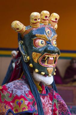 Budist lamas mistik maskeli Lamayuru Gompa, Ladakh, Kuzey Hindistan, Yuru Kabgyat Budist festivalin zamanında Tsam gizem dans dans giymiş