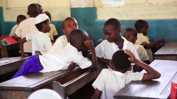 Zanzibar Tanzania October 2019 Unidentified African Girls Boys Local School — Stock Video