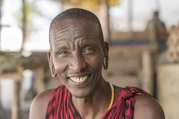 Zanzibar Tanzania Oktober 2019 Afrikansk Mand Masai Klædt Traditionelt Tøj - Stock-foto