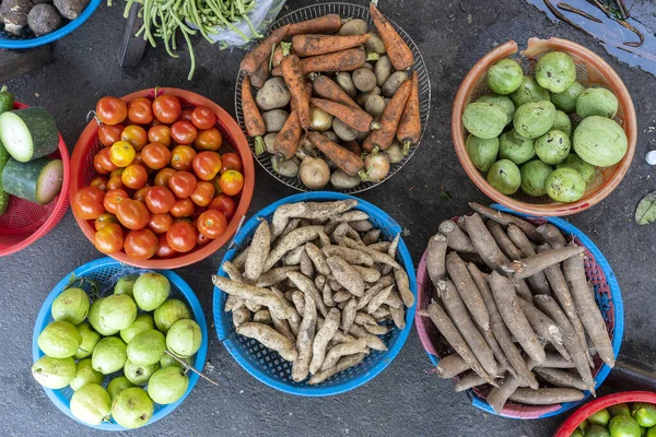 Fresh Vegetables Sale Street Food Market Old Town Hanoi Vietnam — Stock Photo, Image