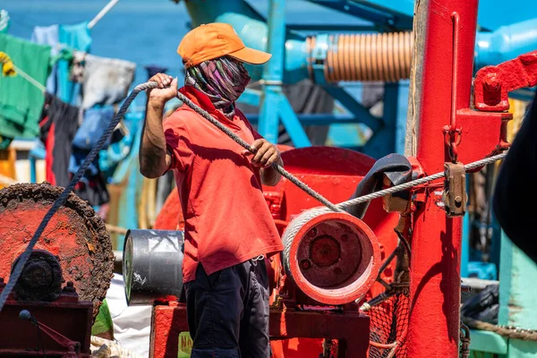 Kota Kinabalu Malaysia February 2020 Portrait Malaysian Male Worker Street — Stock Photo, Image