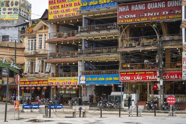 Sapa Vietnam Mars 2020 Utsikt Över Stadens Gata Café Och — Stockfoto