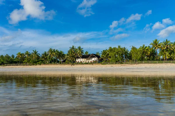 Tropisk Strand Med Kokospalmer Zanzibar Tanzania Östra Afrika Resor Och — Stockfoto