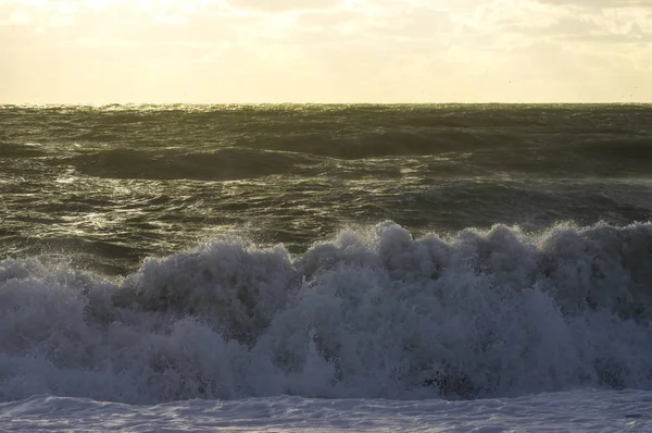 Tempestade no mar uma onda caiu — Fotografia de Stock