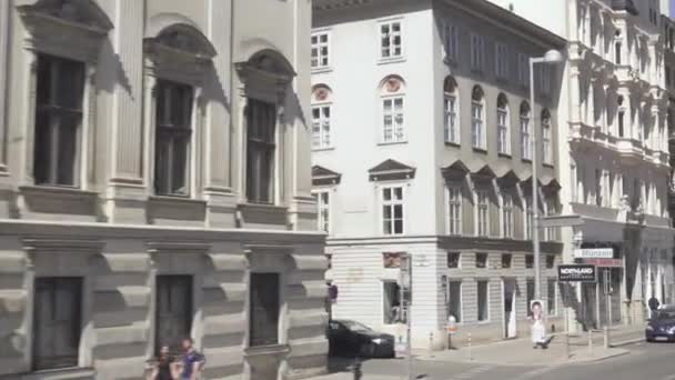 Αρχιτεκτονική της πόλης της Βιέννης από το λεωφορείο — Αρχείο Βίντεο