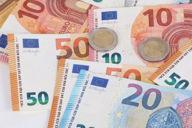 farklı Euro stüdyoda yalan söylüyorsun