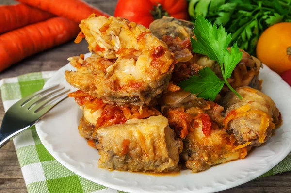 Havuçlu ve domatesli balık.