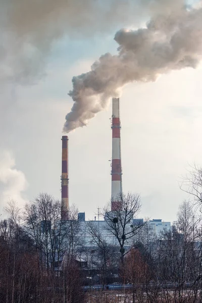 Twee Pijpen Fabriek Milieuproblemen — Stockfoto