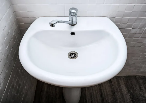 New white wash basin —  Fotos de Stock