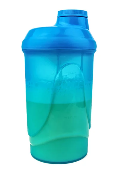Koktajl Proteinowy Niebieskim Shakerze Izolowany Białym — Zdjęcie stockowe