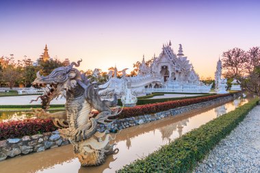 WAT Rong Khun Tay Tapınak  