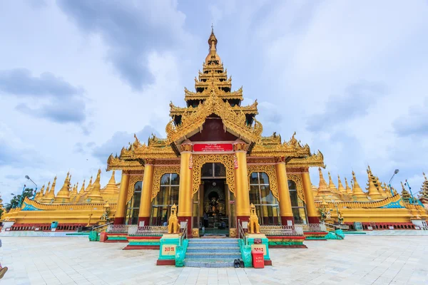 Temple area Shewemawdaw Paya — Stock Photo, Image