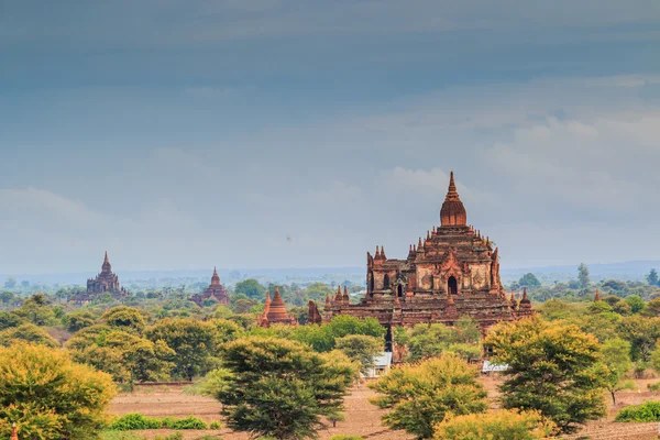 Antigua Pagoda en la ciudad de Bagan — Foto de Stock