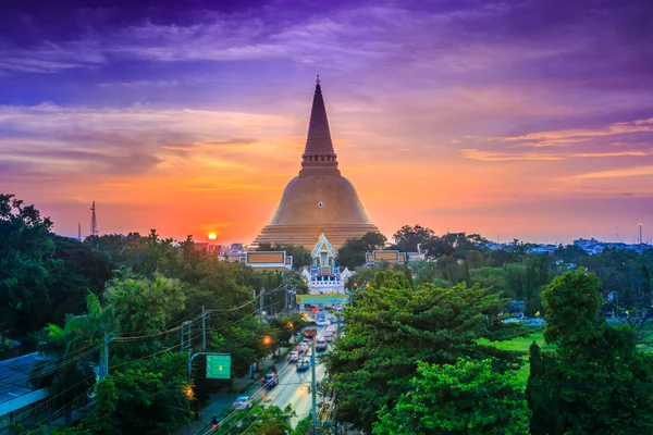 Phra Pathom Chedi — Stockfoto