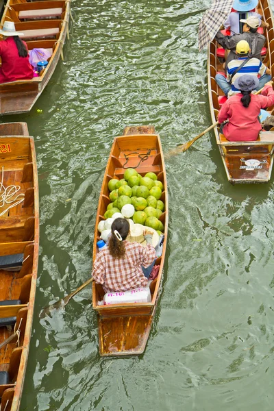 Marché flottant de Damnoen Saduak — Photo
