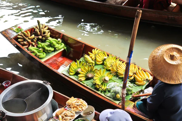 Marché flottant de Damnoen Saduak — Photo