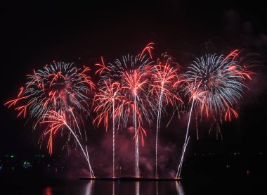 gökyüzü üzerinde güzellik gece havai fişek