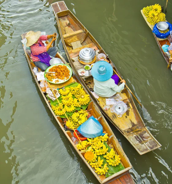 Drijvende markt in Damnoen saduak — Stockfoto