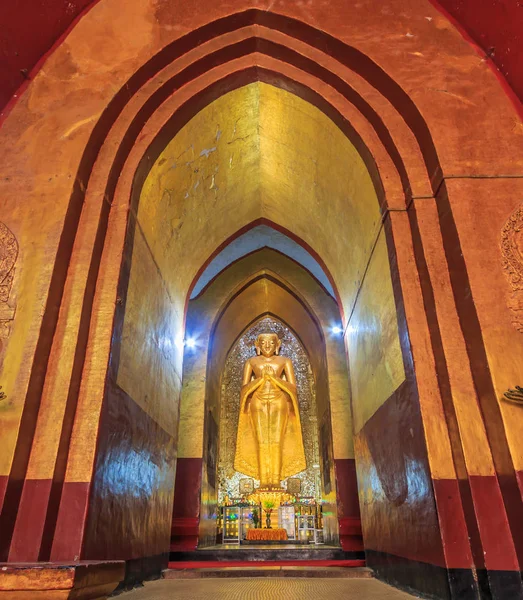 Будди в старий храм — стокове фото
