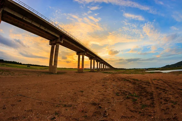 Viaduto em lop buri, Tailândia — Fotografia de Stock