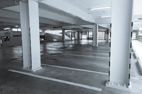 Edificio estacionamiento — Foto de Stock