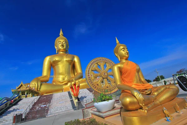 Big buddha statyer — Stockfoto