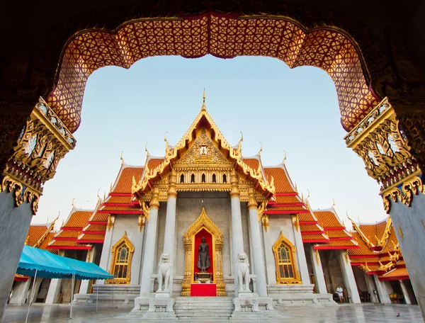 Templo (Wat Benchamabophit ) — Fotografia de Stock