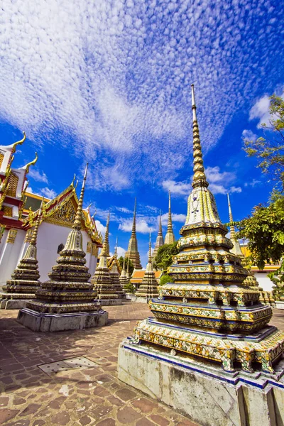 Pagoda Wat Phossa — kuvapankkivalokuva