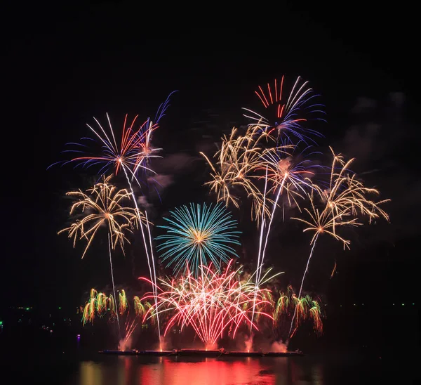 Colorful beautiful fireworks — Stock Photo, Image