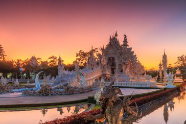 WAT Rong Khun Tay Tapınak 