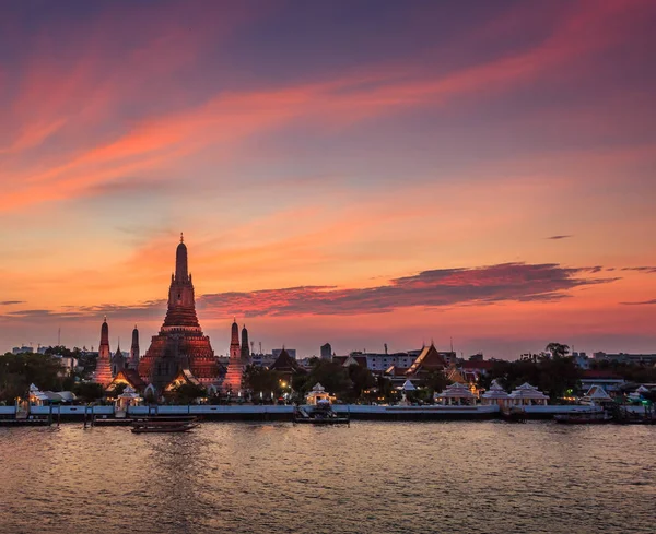 Wahrzeichen des Bangkok-Tempels — Stockfoto