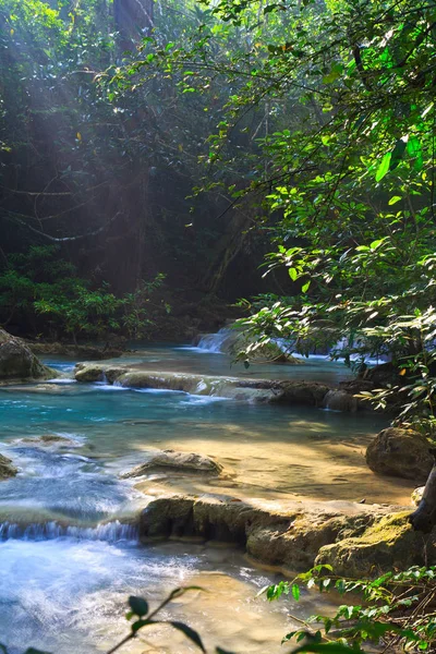 美しいアジアの滝 — ストック写真