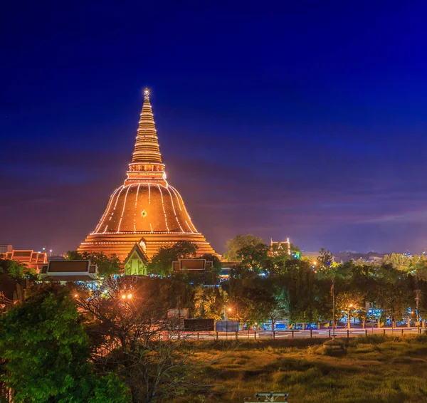 Golden pagoda Phra Pathom Chedi — Stock Photo, Image