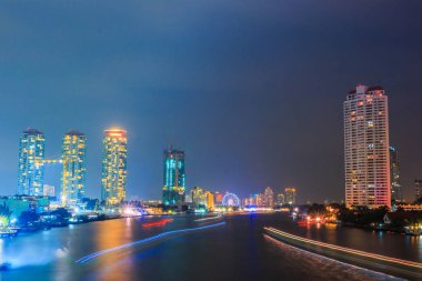 gece Bangkok cityscape